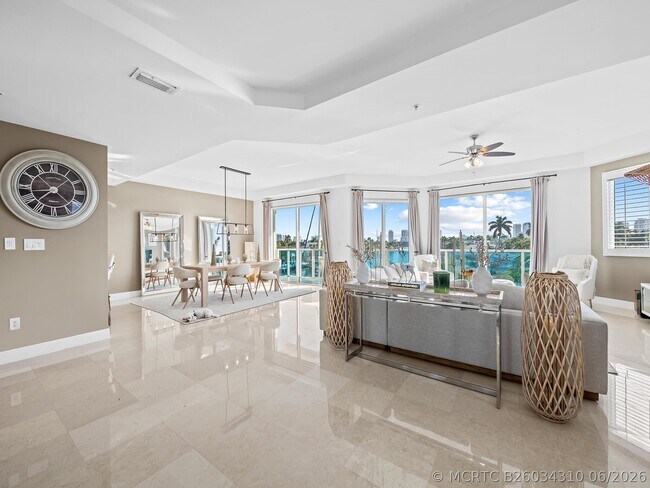Building Photo - 516 Hendricks Isle