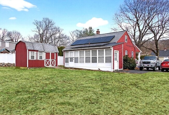 Building Photo - 30 Brookhaven Rd