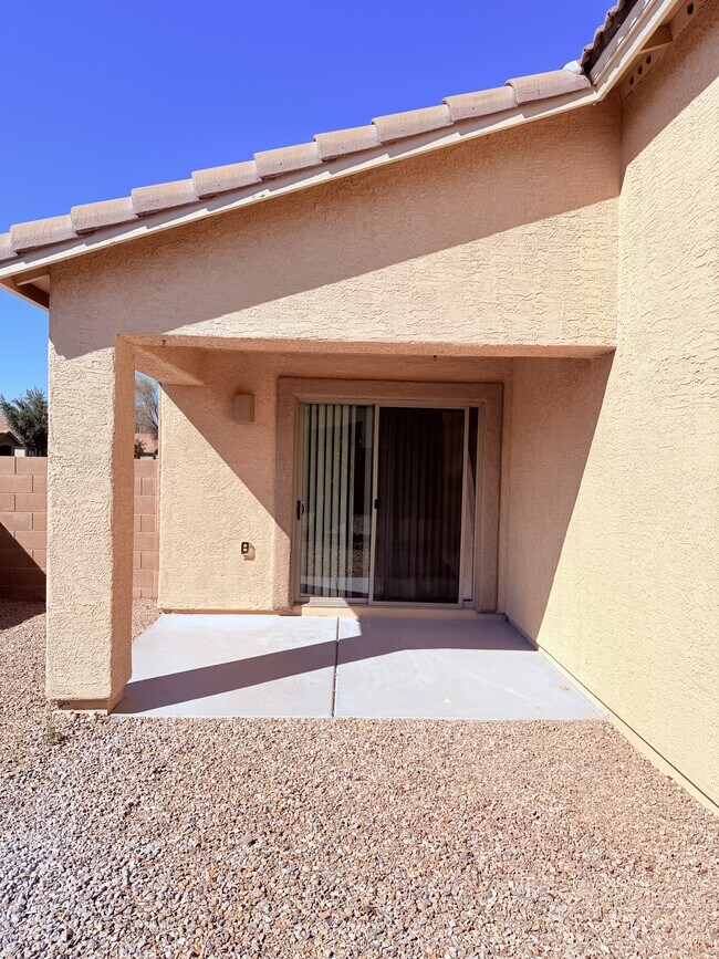 Building Photo - 11793 W Barley Dr