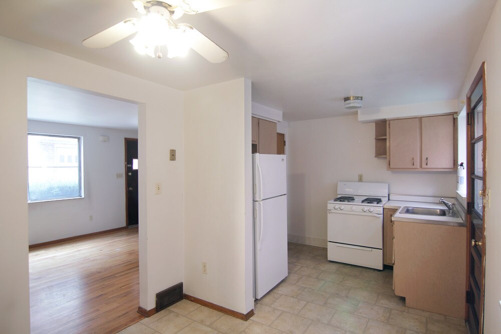 Building Photo - 432 Franklin Ave