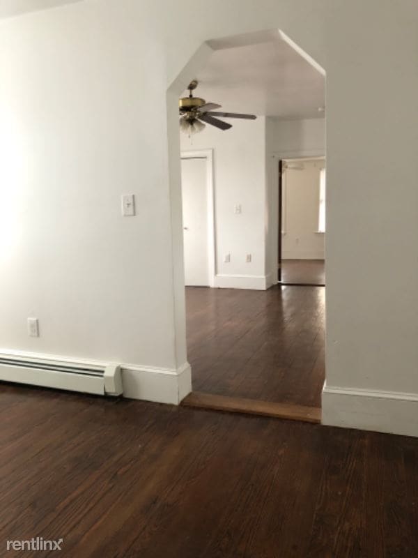 Building Photo - 1 br, 1 bath Apartment - 322 Central St