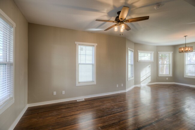 Building Photo - Renovated Historic Home by Midtown Crossing