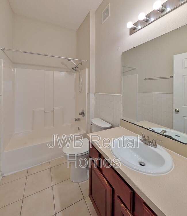 Building Photo - 5050 Playpen Dr