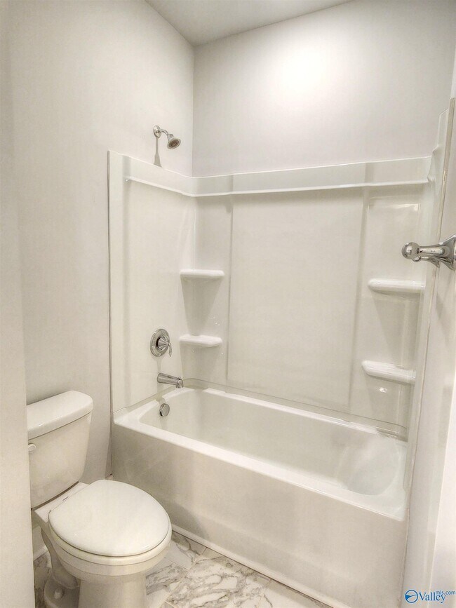 Building Photo - 102 Mississippi St