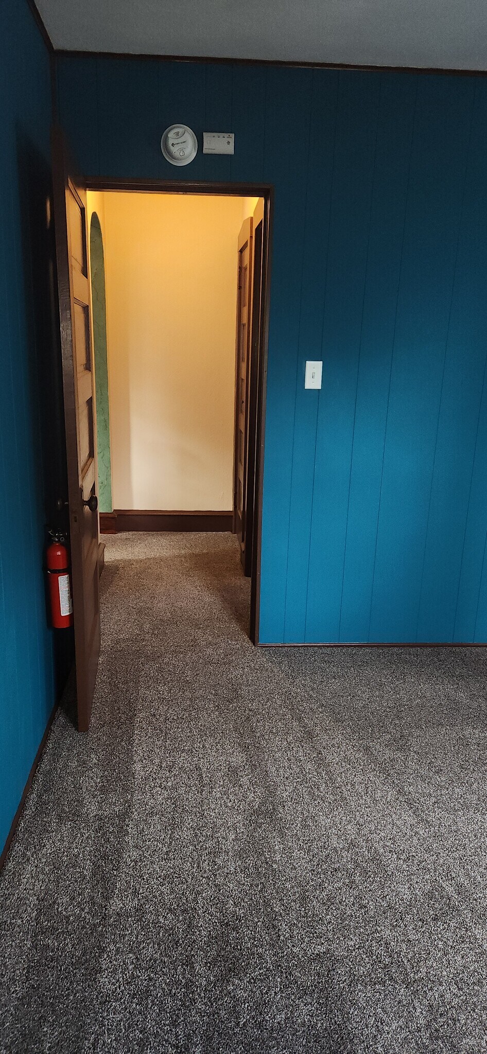 Building Photo - 340 S Jackson St