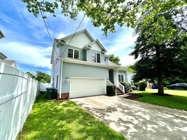 Building Photo - 4 bedroom home in Oceanview, Norfolk