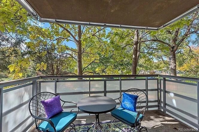 Building Photo - 2500 S York St