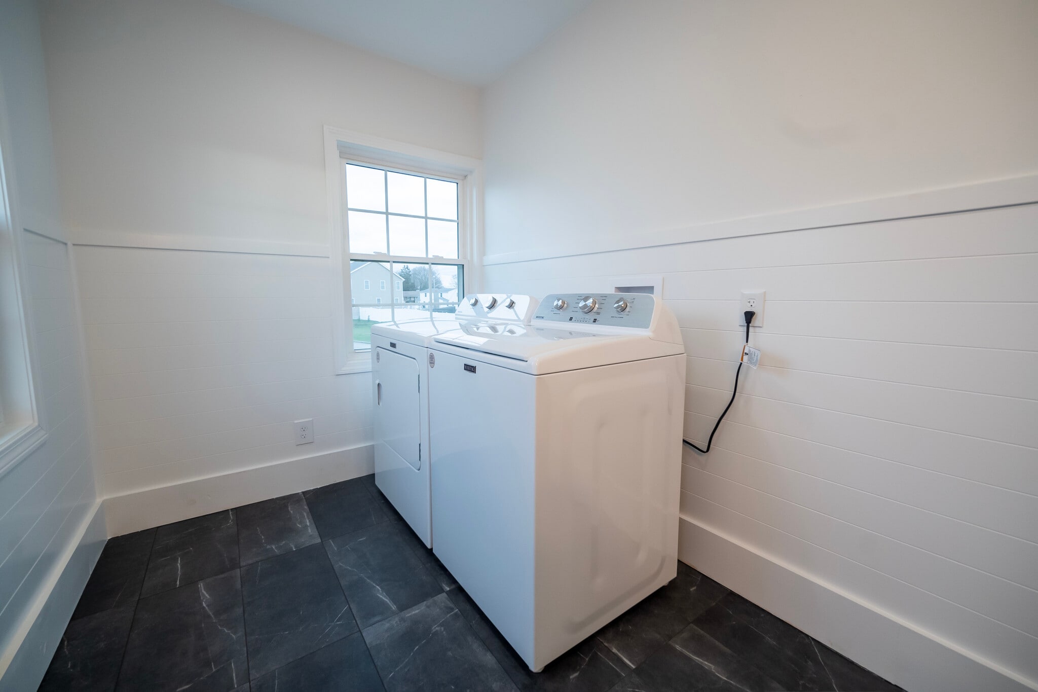 Building Photo - 10 Wampanoag Trl