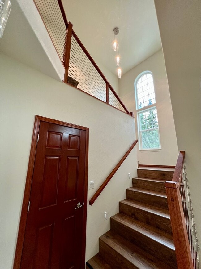 Building Photo - Stunning 3-Bedroom, 3-Bath Waterfront Home on the Chena River