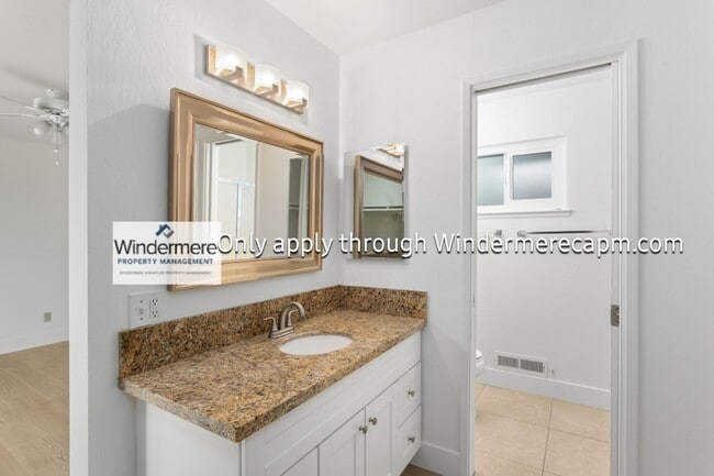 Building Photo - Fabulous Fair Oaks Home Available Now!