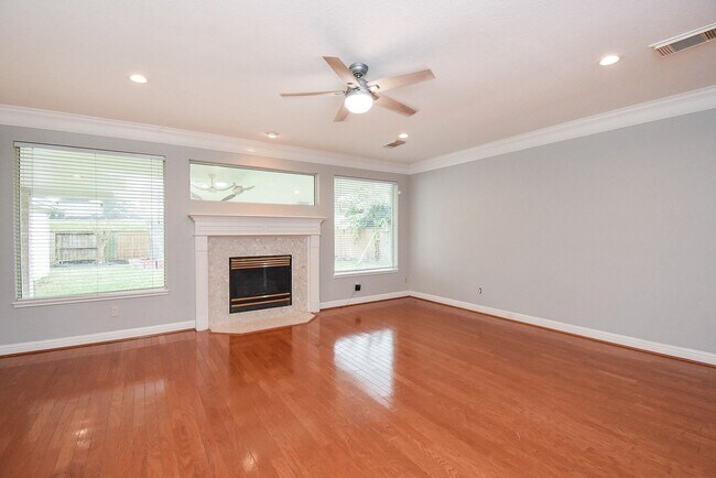 Building Photo - 51 Rivercoach Ln