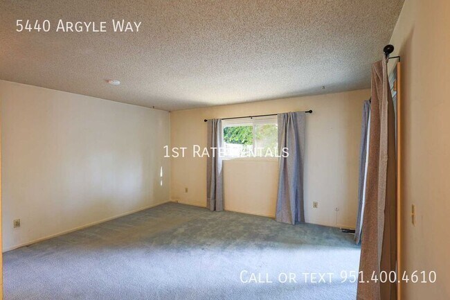 Building Photo - 5440 Argyle Way