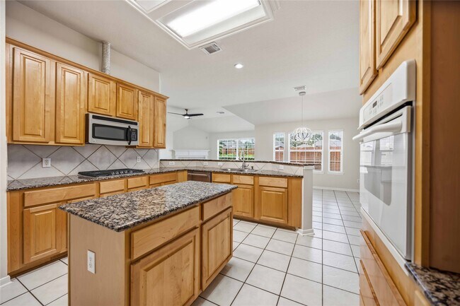 Building Photo - 1603 Brazos Gate Dr