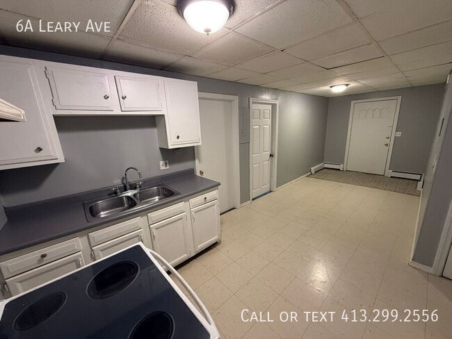 Building Photo - 6a Leary Ave