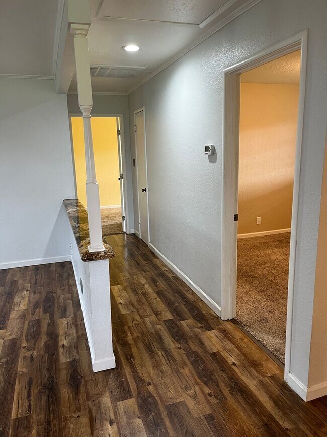 Building Photo - Beautiful Foothil Views Available Now!