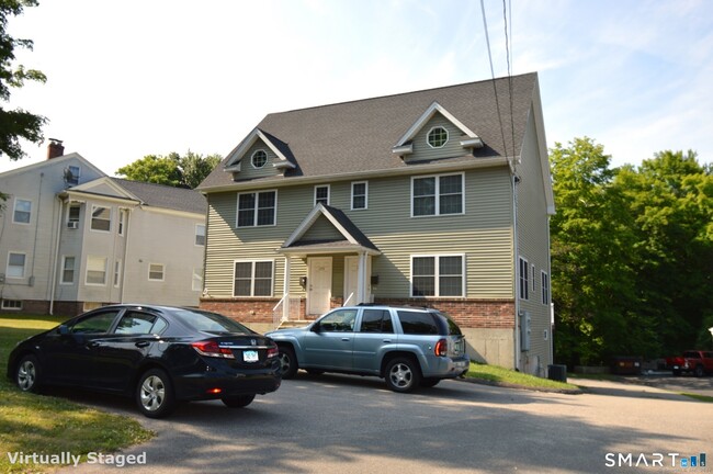 Building Photo - 173 Saybrook Rd