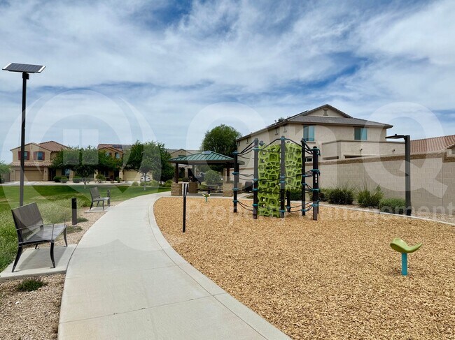 Building Photo - 15835 W Banff Ln