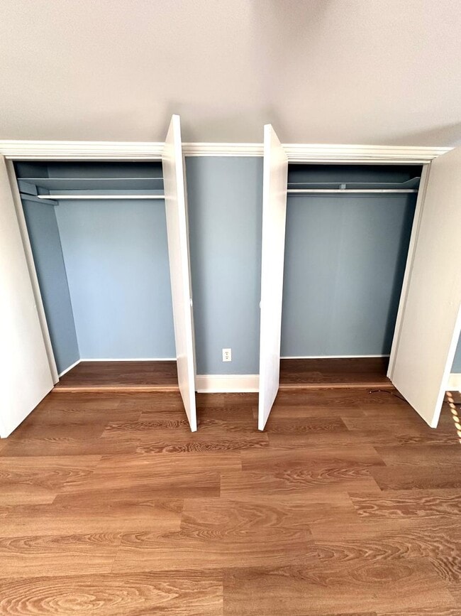 Building Photo - 2278 Old Creek Rd