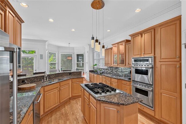 Building Photo - 1159 Thornwell Dr NE