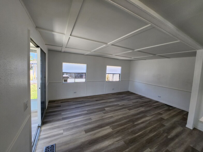 Building Photo - 7001 142nd Ave N