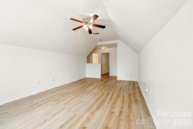 Building Photo - 7007 Advocator Ln