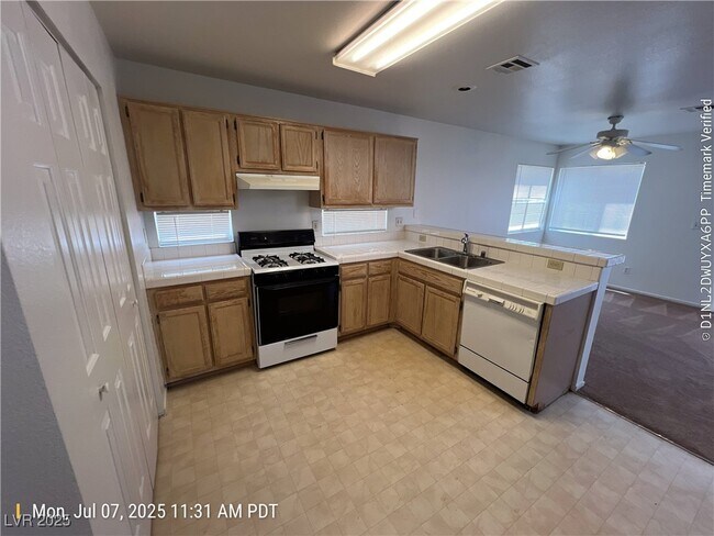 Building Photo - 8013 Mt Harris Ct