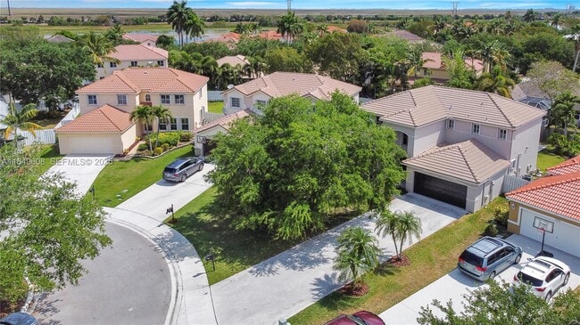 Building Photo - 1570 Elm Grove Rd