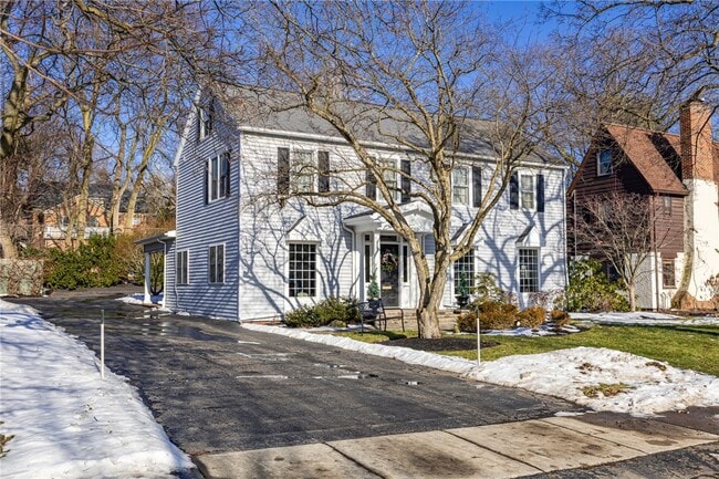 Building Photo - 230 San Gabriel Dr