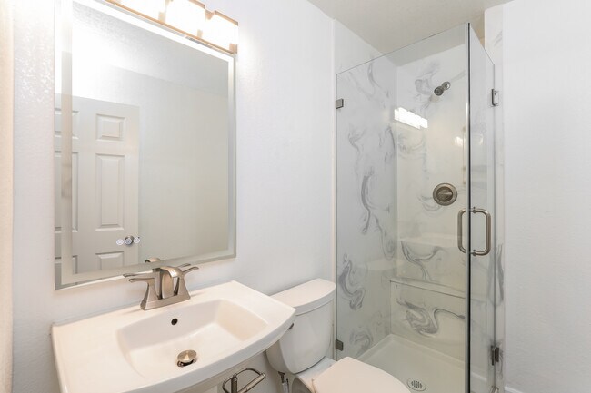 Building Photo - 5577 Ohio Ct