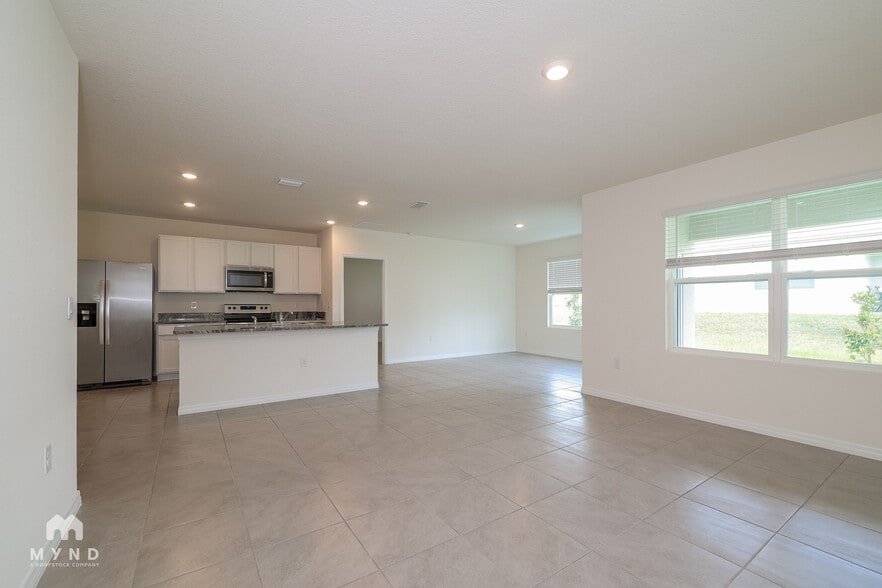 Building Photo - 41 Bahia Crse