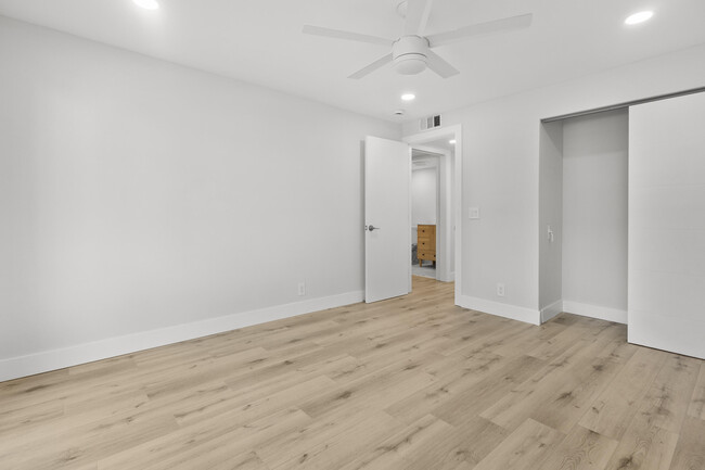 Building Photo - 769 Normandy Trail
