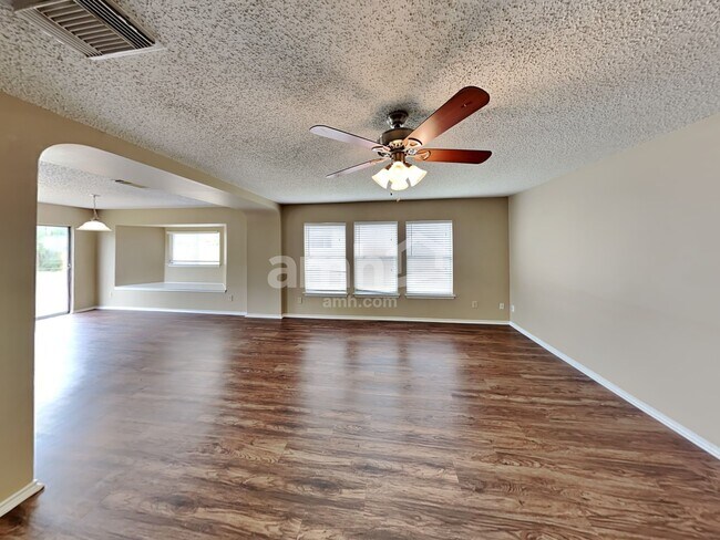 Building Photo - 9651 Arcadia Creek