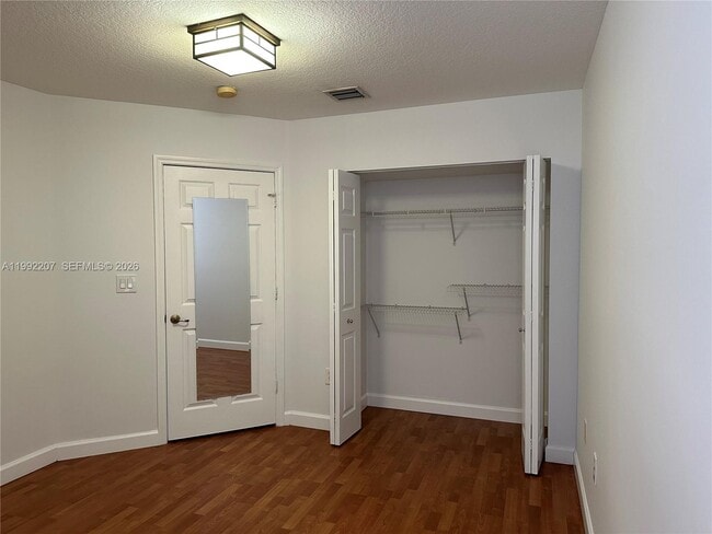 Building Photo - 11344 NW 72nd Ln