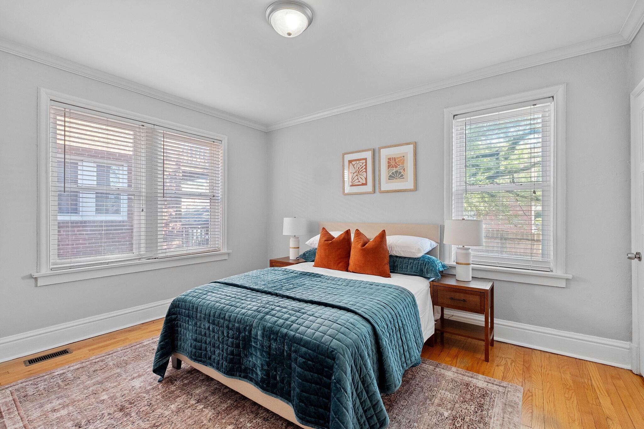 Building Photo - 7055 Dartmouth Ave