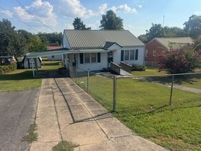 Building Photo - 1504 Swanson Blvd