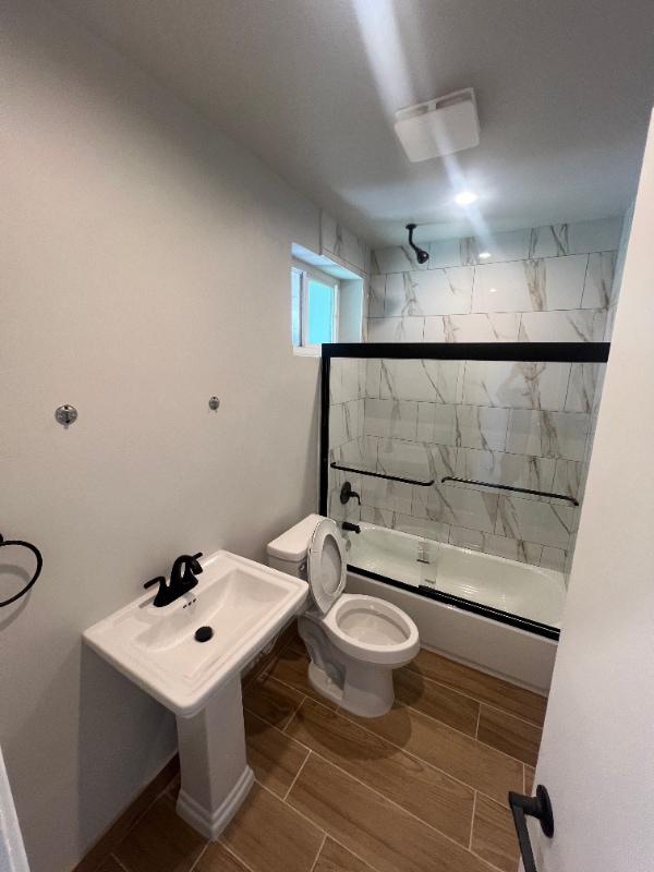 Building Photo - 7237 Variel Ave