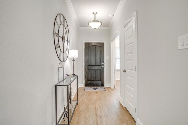 Building Photo - 6618 Ellesmere Dr