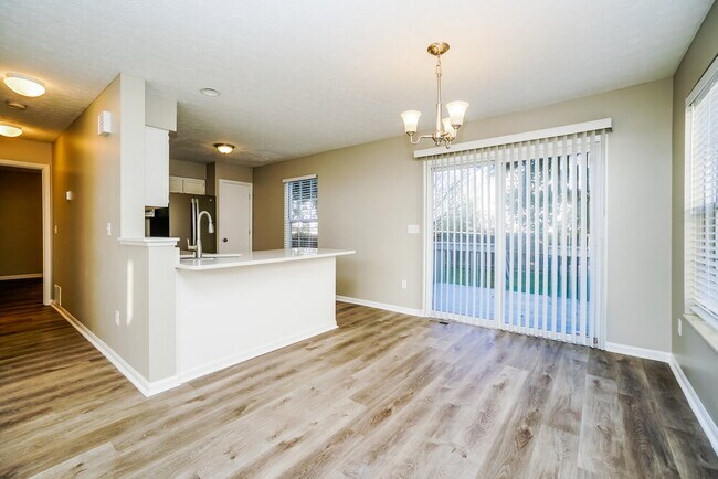 Building Photo - 2791 Beal Dr