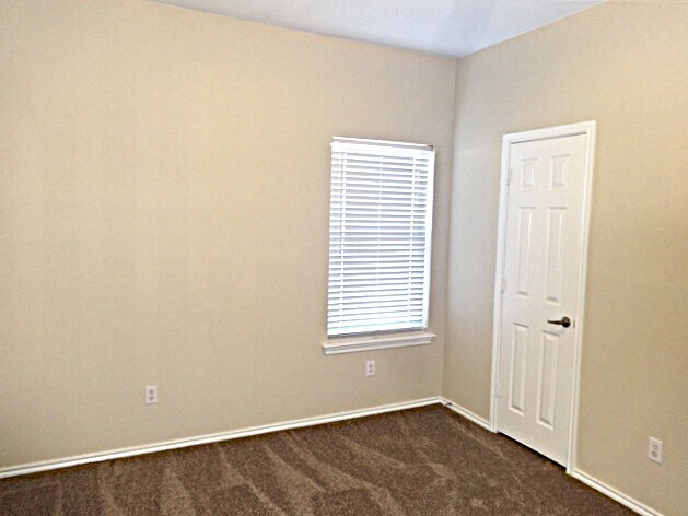 Building Photo - 6424 Payton Dr