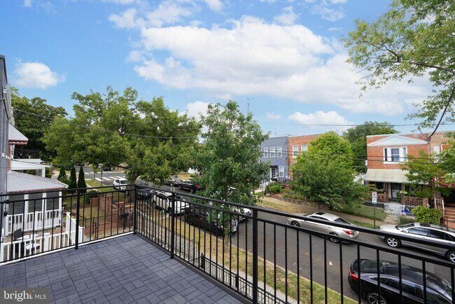 Building Photo - 6314 7th St NW