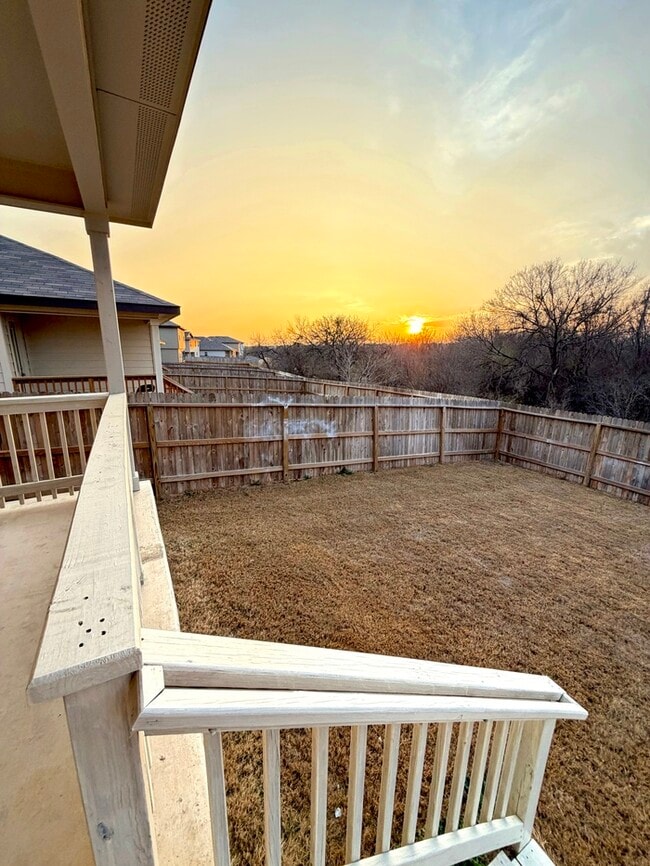 Building Photo - 3011 Lindenwood Run