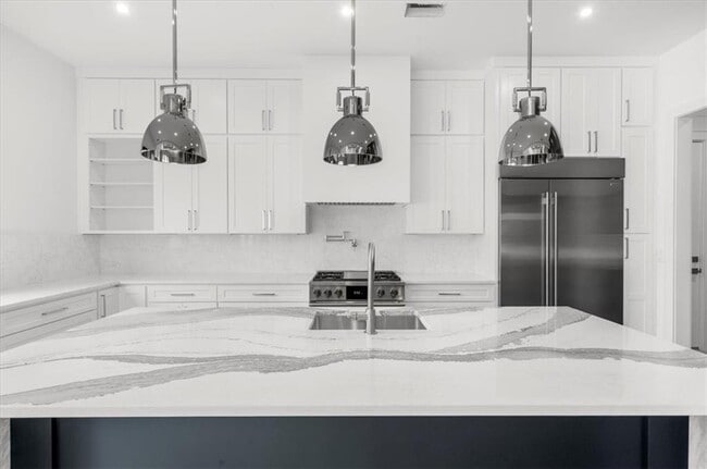 Building Photo - 2386 Trinity Church Rd