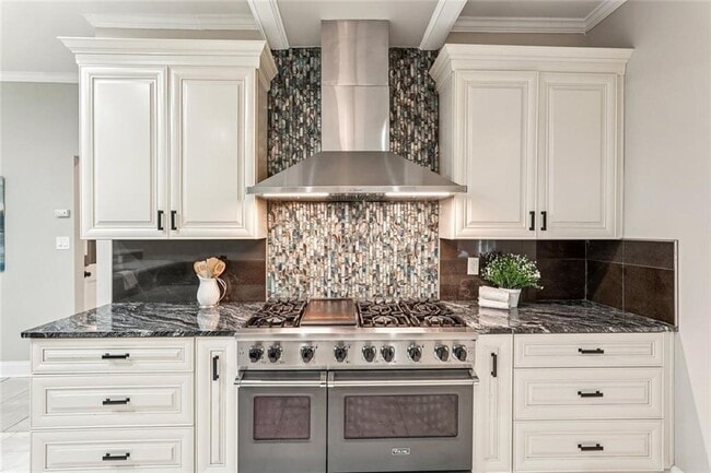 Building Photo - 511 Pine Valley Rd SE