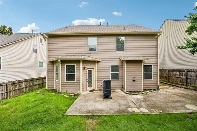 Building Photo - 6216 Oakdale Ridge Ct SE