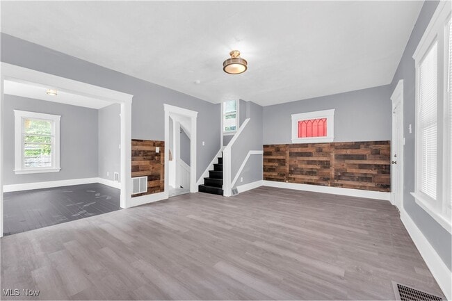Building Photo - 3150 W 46th St