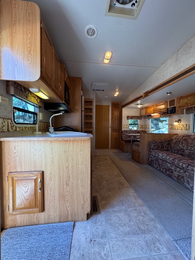 Building Photo - 1073 Old Lakeport Rd NW