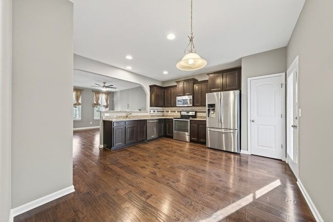 Building Photo - 1300 Riverbirch Way