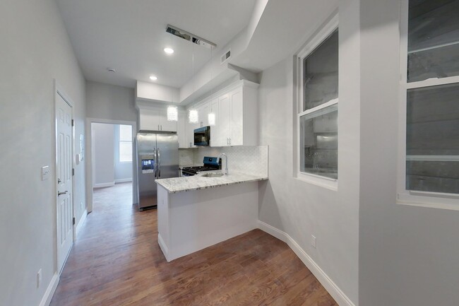 Building Photo - 130 45th St