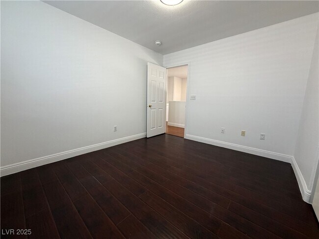 Building Photo - 9843 Ashton Pines Ct