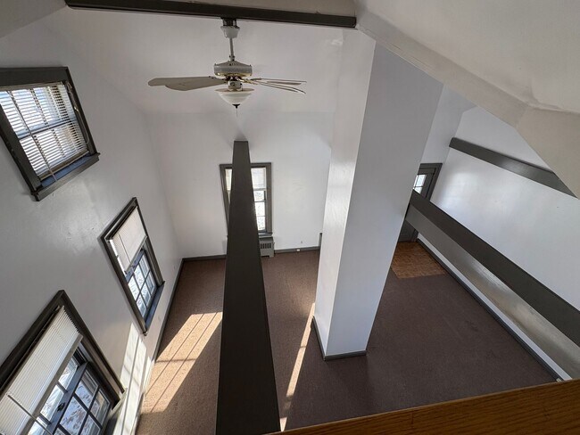 Building Photo - 320 Chamberlain Rd